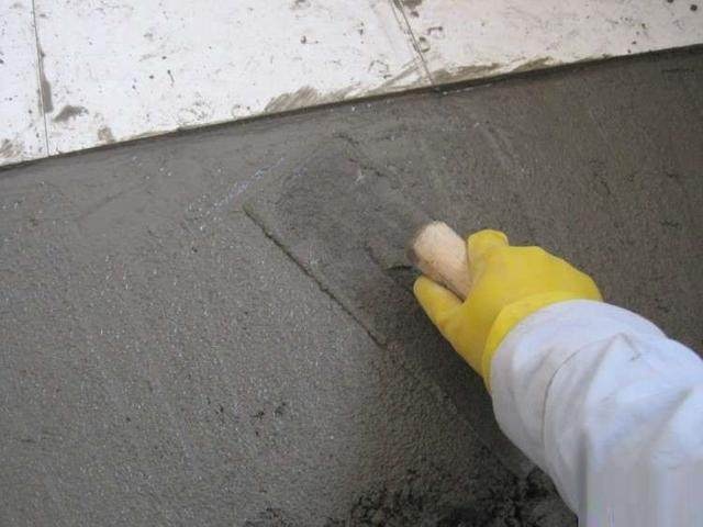地磚鋪貼，干鋪法與濕鋪法大解析 選對方法，打造完美地面